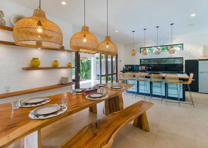 Rice Paddy View, 3 Bedroom Sleeps 6, Walk To Cafes *