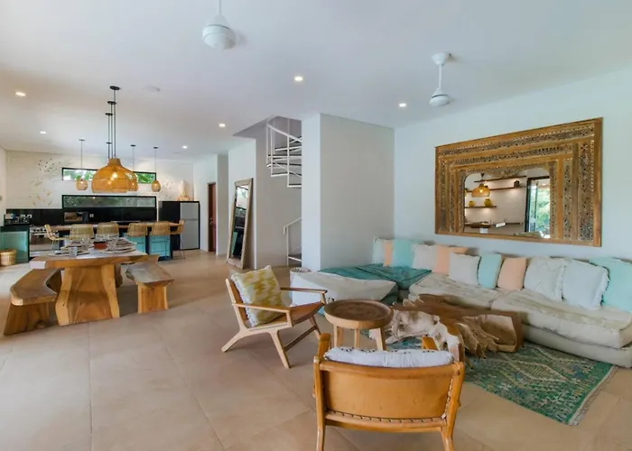 Rice Paddy View, 3 Bedroom Sleeps 6, Walk To Cafes ヴィラ *